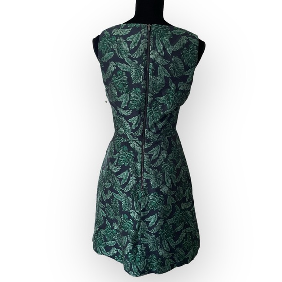 Sam Edelman leaf print v-neck fit and flare sleeveless cocktail dress size 8 new - Picture 4 of 9